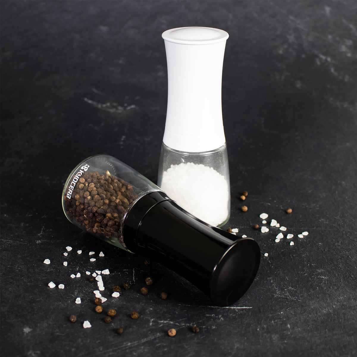 KYOCERA ceramic universal mill with 16 cm size, featuring a sleek design and adjustable grinding mechanism.