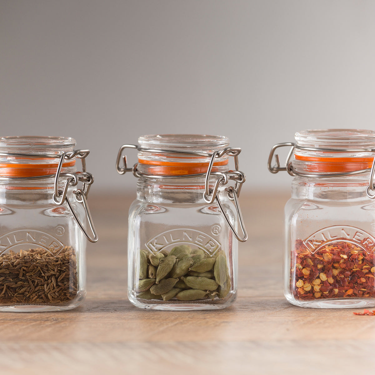 KILNER Clip Square glass jar for canning, clear, with metal clips, ideal for preserving fruits and vegetables