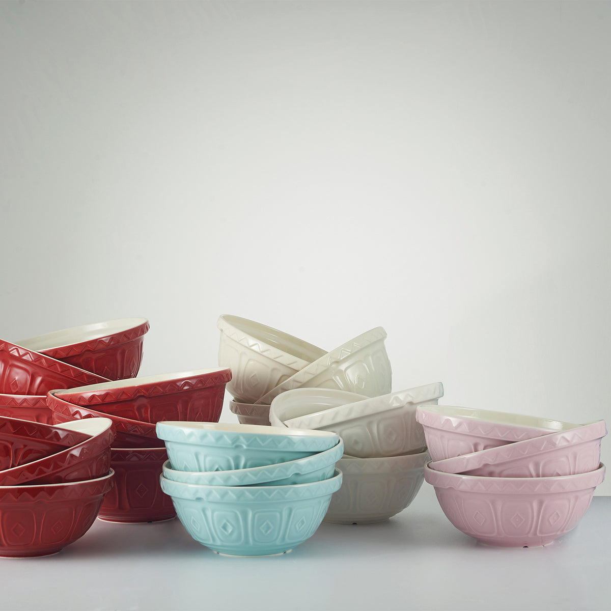 Pink Mason Cash mixing bowl with a smooth, rounded design, perfect for baking and mixing in the kitchen.