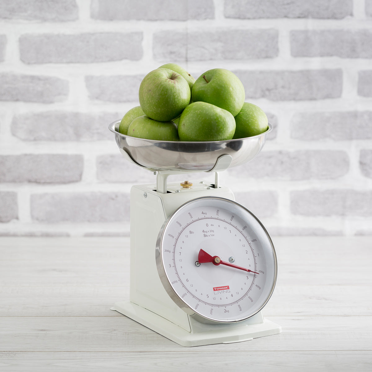 TYPHOON Küchenwaage LIVING in creme, digital kitchen scale with sleek design and easy-to-read display.