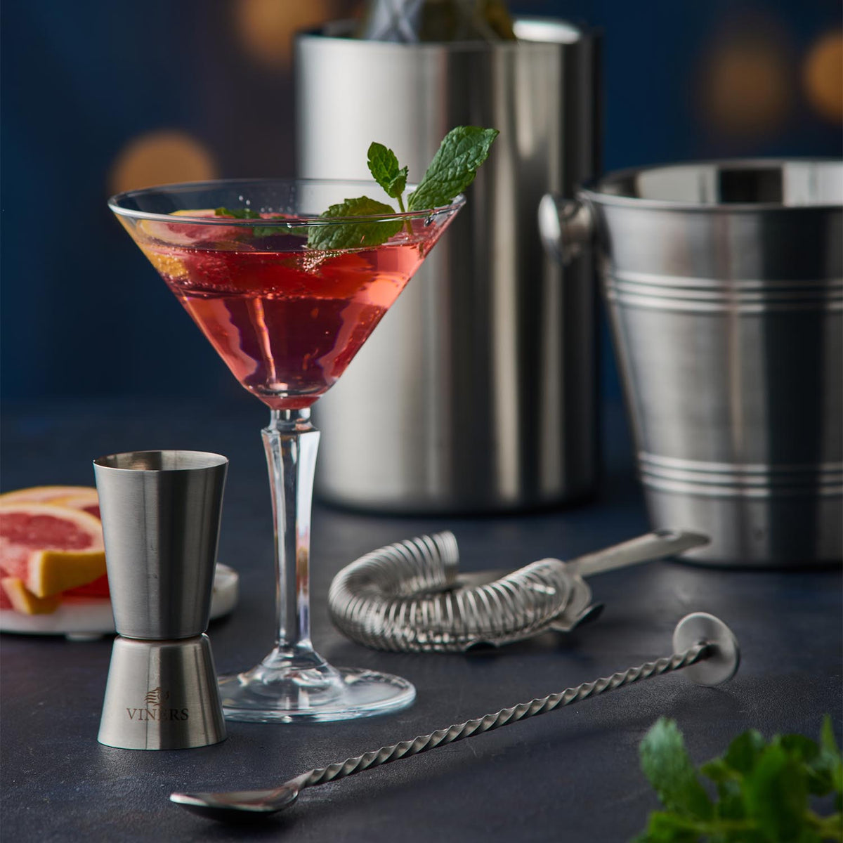VINERS stainless steel ice bucket in silver with a sleek, modern design, perfect for chilling beverages at gatherings.