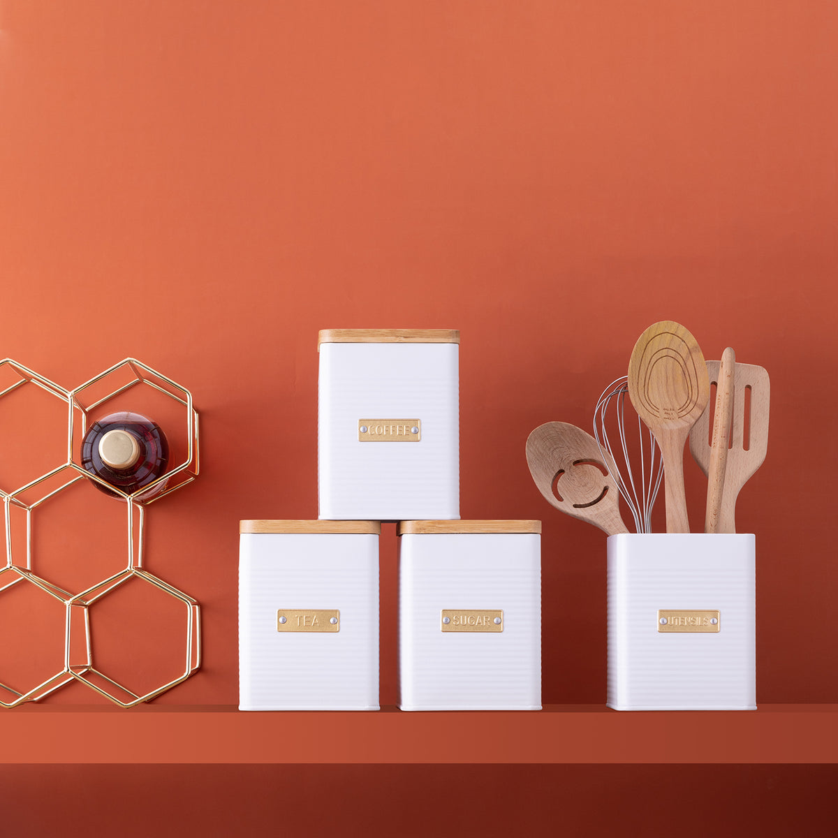 White TYPHOON Vorratsbehälter (storage container) with a sleek design, ideal for kitchen organization and food storage.