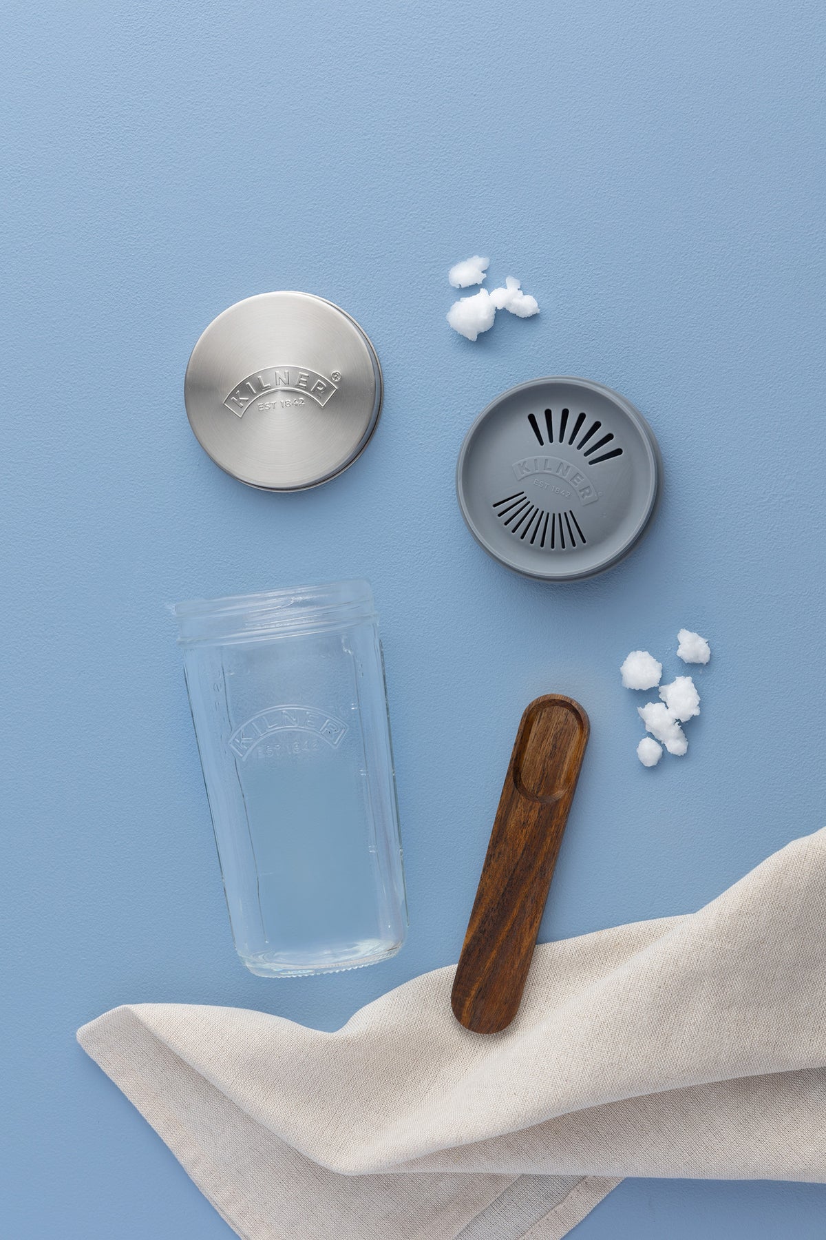KILNER Kefir-Set with 500ml kefir, includes fermentation jar and accessories for homemade kefir production.