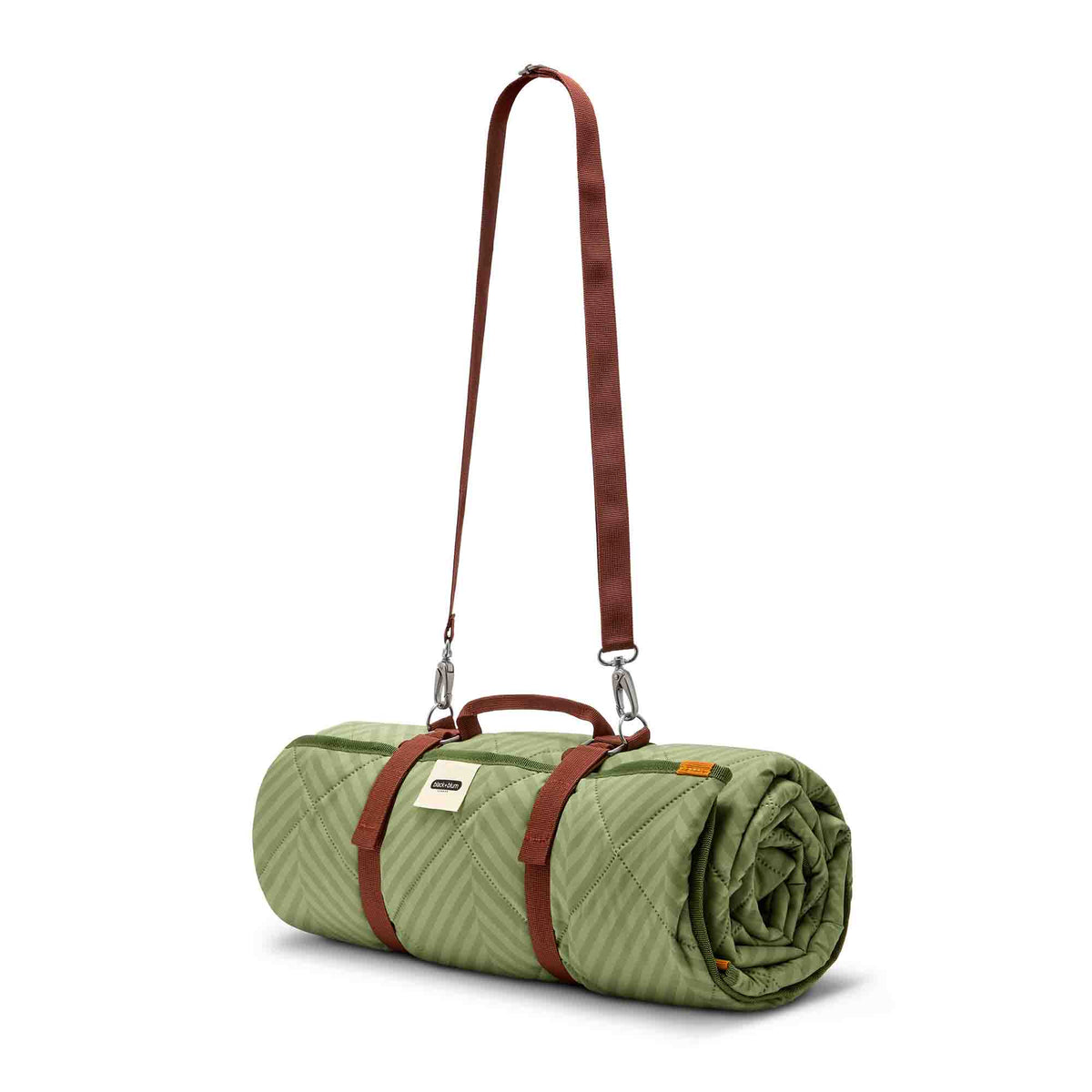 BLACK+BLUM green picnic blanket with 2x1.4 meter size, outdoor fabric and comfortable surface for outdoor seating and picnics.