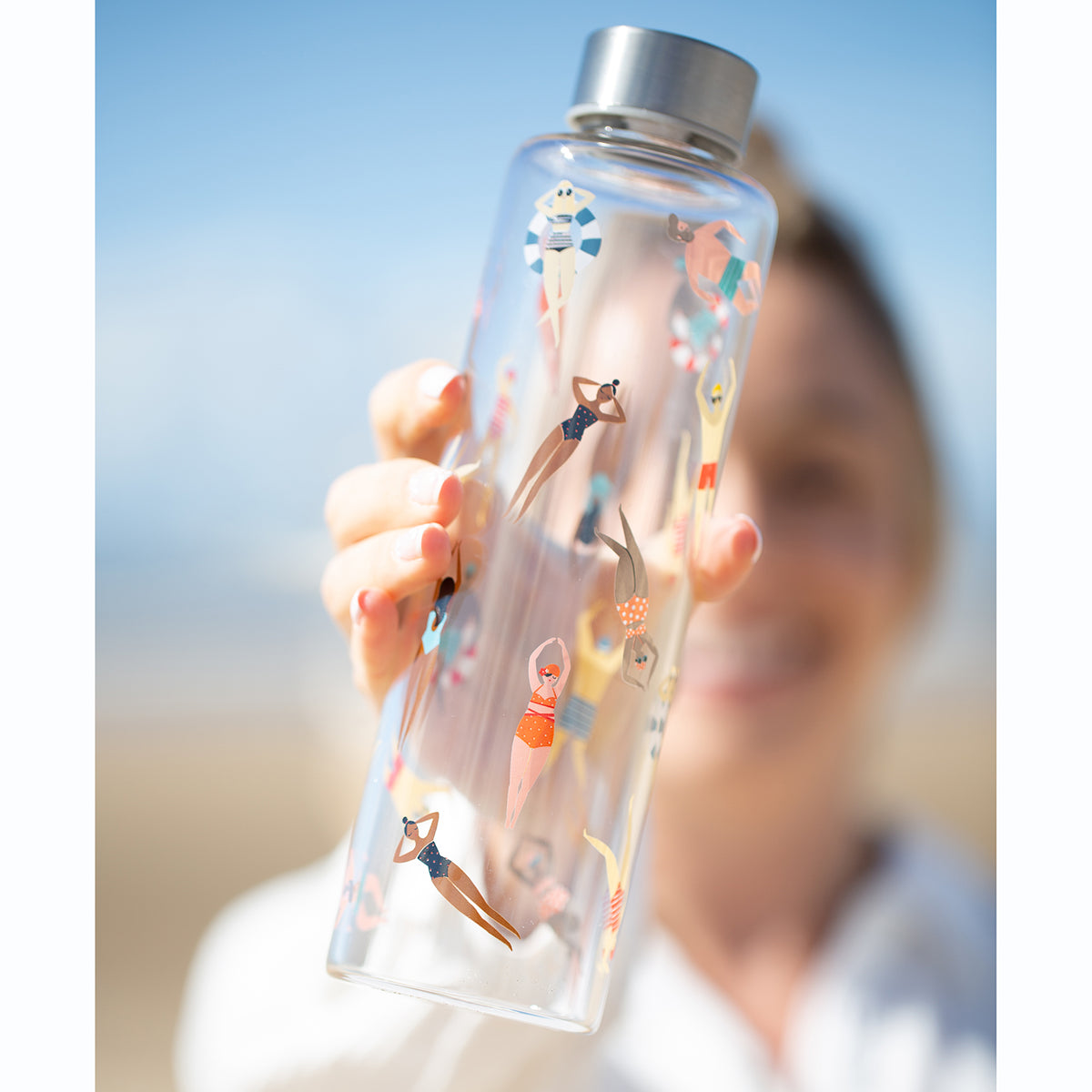 Glass drinking bottle from Typhoon's PURE ACTIVE line, 600 ml capacity, clear with a screw-on lid, suitable for hydration on the go.