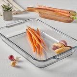 Anchor Hocking Basics baking dish, rectangular glass Auflaufform with clear glass sides and base for oven use.