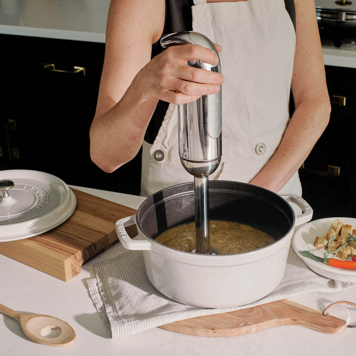 Polished DUALIT Classic hand blender with stainless steel blending arm and ergonomic handle, perfect for mixing and blending.
