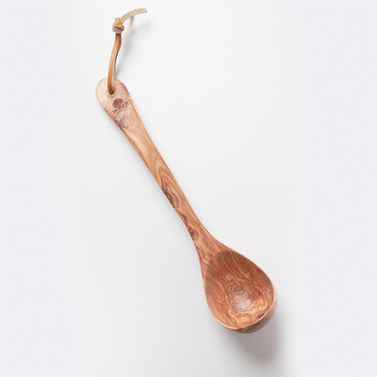 BÉRARD brown 35 cm Schöpflöffel with a long handle, ideal for serving soups and broths in a kitchen setting.
