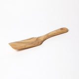 BÉRARD brown 25 cm pastry spatula with a flat, wide blade for handling baked goods and dough.