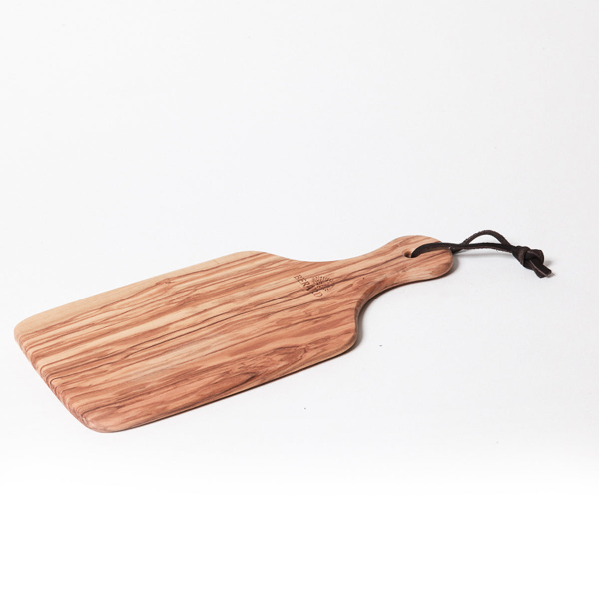 BÉRARD olive wood cutting board with handle, 29 x 14 cm, showing a smooth surface and sturdy grip for kitchen use.