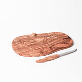 BÉRARD brown cheese board, 35.5 cm, made of wood, with a smooth surface for serving cheese and snacks.