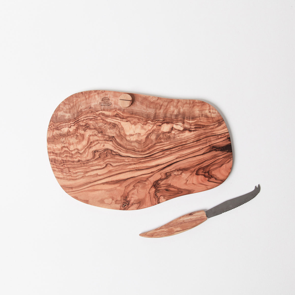 BÉRARD brown cheese board, 35.5 cm, made of wood, with a smooth surface and rounded edges for serving cheese and charcuterie.