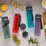 PROFINO INFUZE 600 ml Trinkflasche with colorful silicone sleeve and sports cap, ideal for hydration on the go.