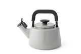 HONEYWARE gray 2.1L Wasserkessel with a rounded handle and spout, suitable for boiling water on the stovetop.