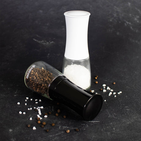 KYOCERA ceramic universal mill with 16 cm size, featuring a sleek design and adjustable grinding mechanism.