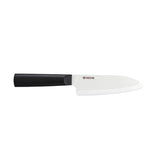 KYOCERA Keramikmesser CHOWA in schwarz und weiß, sharp ceramic kitchen knife with sleek handle design.