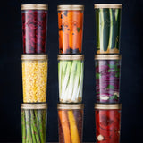 KILNER Einkochglas with wide mouth in clear glass, suitable for canning and preserving food.