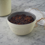 White Mason Cash pudding bowl with 0.9-liter capacity, ceramic pudding dish for desserts and baking.