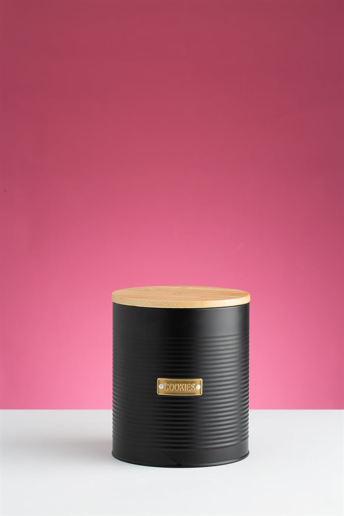 Black TYPHOON Vorratsbehälter storage container with a sleek design, ideal for kitchen organization and food storage.