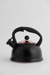 Black P & K Wasserkessel kettle with a sleek design and curved spout, ideal for boiling water on the stovetop.