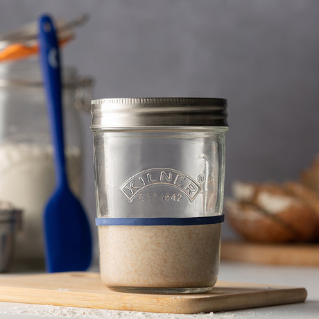 Kilner sourdough starter making set with clear 500 ml jar for fermentation and rising bread dough.