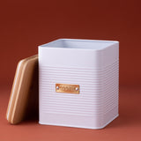 White TYPHOON Vorratsbehälter storage container with a clear lid for kitchen organization and food storage.