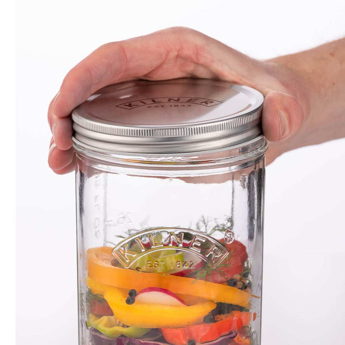 Small 1L KILNER fermenting jar with glass lid, ideal for home brewing and fermentation processes.