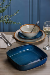 Blue Mason Cash rustic charm baking dish, ceramic Auflaufform with a charming, rustic design perfect for oven baking.