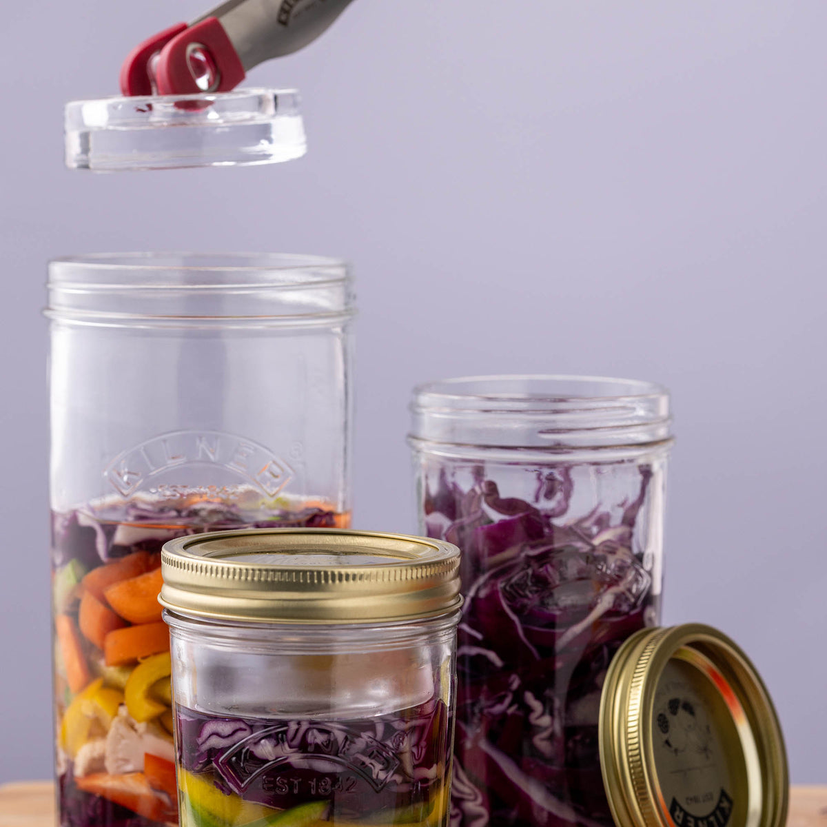KILNER clear fermenter weights for fermentation jars, made of glass to keep fruit and vegetables submerged during fermentation process.