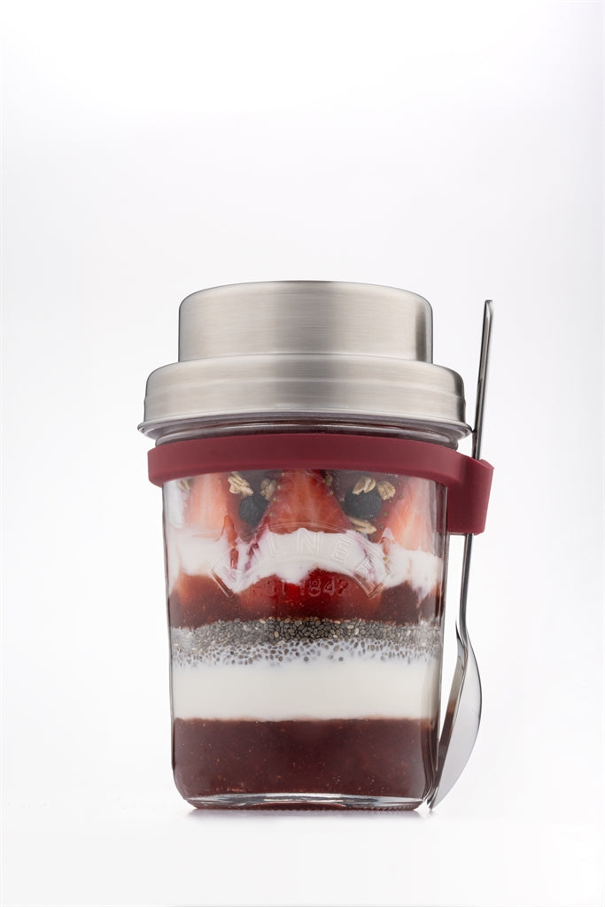 Clear 350 ml KILNER breakfast glass with a wide mouth and smooth rim, perfect for serving breakfast beverages.