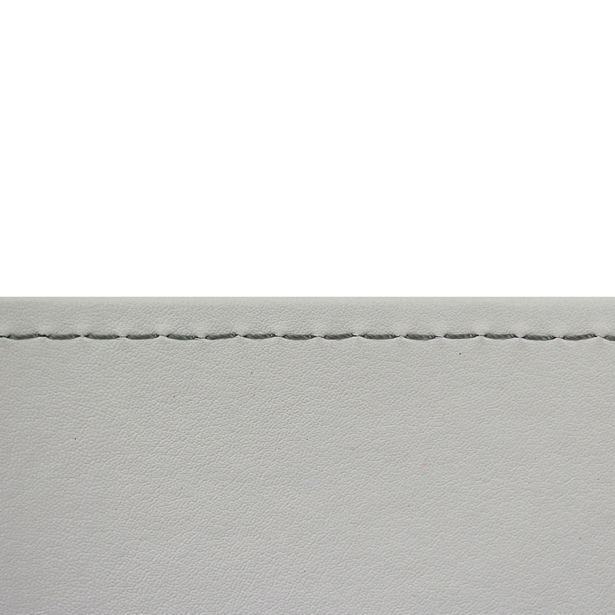 FREEFORM DUO gray and white tablet tray with compartments, modern design, and smooth finish.
