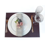 FREEFORM Platzset DUO in pflaume and elfenbein with rectangular shape, featuring a stylish design for dining or workspace use.