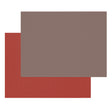 FREEFORM Platzset DUO in anthrazit metallic and burgundy, showcasing two elegant, woven placemats on a dining table.