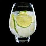 Two clear FREEFORM Rotwein-Glas wine glasses, each 600 ml, with elegant shape and smooth glass finish on a plain background.