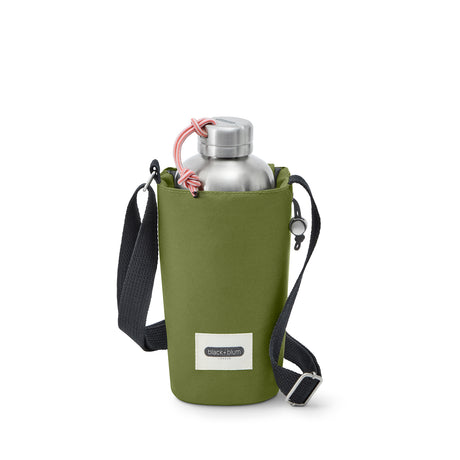 BLACK+BLUM bottle bag, sleek black fabric pouch designed to carry and protect bottles during transport.