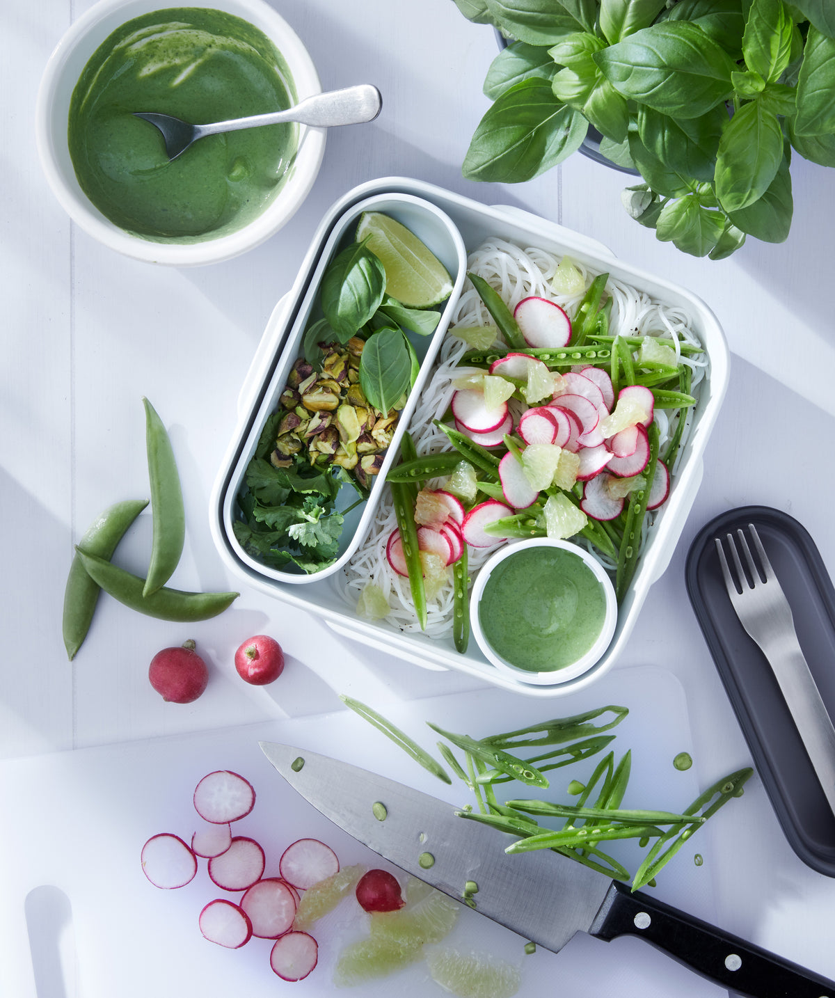 BLACK+BLUM Original lunchbox with vermicelli rice noodles inside, showcasing a sleek, minimalist design for convenient meal storage.