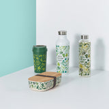 Glass green water bottle from Typhoon PURE | GREEN line, 600 ml capacity, with a sleek design and secure screw lid.