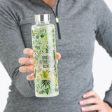 Glass green water bottle from Typhoon, 600 ml PURE GREEN Trinkflasche with a sleek, transparent design and secure lid.