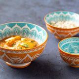 Typhoon Worlds Foods India Schale in three sizes, colorful ceramic bowls with traditional Indian design and patterns.