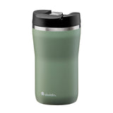 Salbei-colored ALADDIN Barista Thermobecher in three sizes, featuring a sleek design and secure lid for hot beverages.